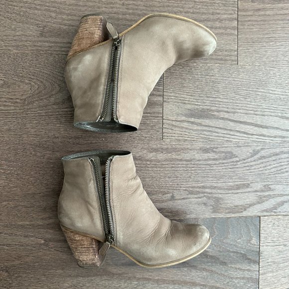 BP Trolley Booties 5.5 Taupe Nude Gray Nubuck - Picture 4 of 6